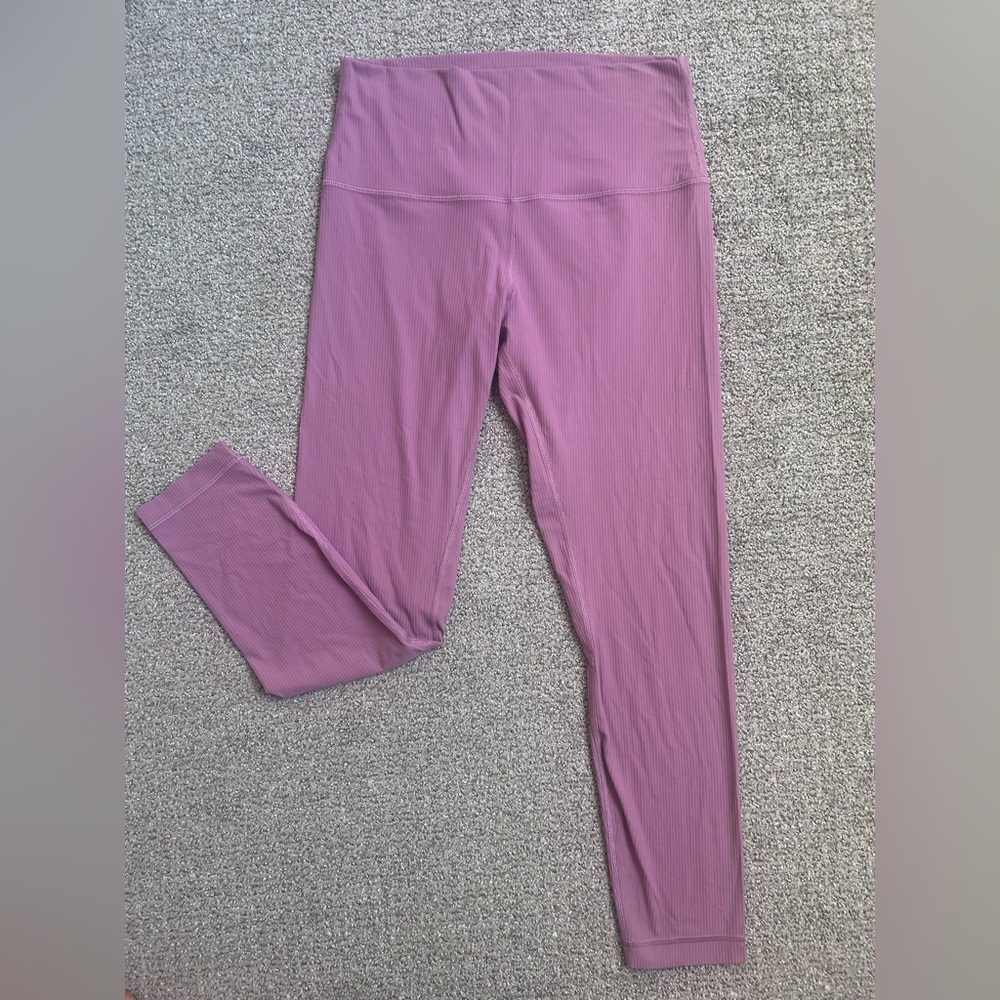 lululemon athletica ribbed 25” color: lavender lux